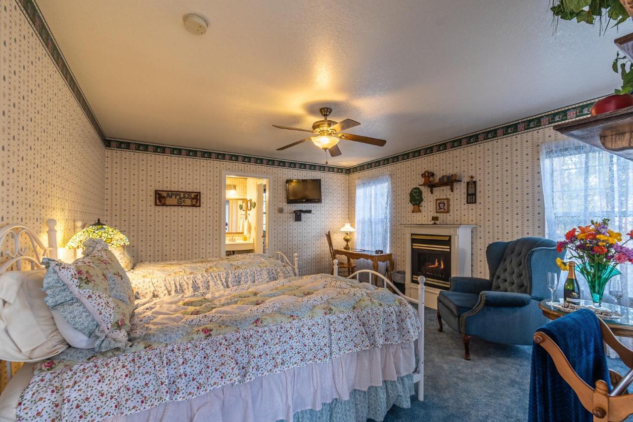 Apples Bed And Breakfast Inn Big Bear Lake Exterior foto